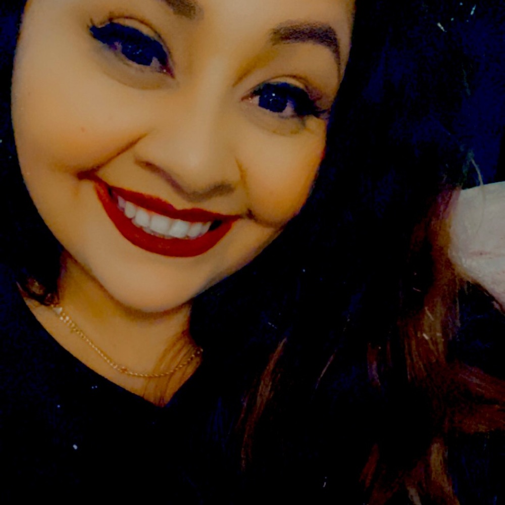 Meet your Posher, Vanessa